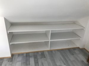 étagère en sous pente